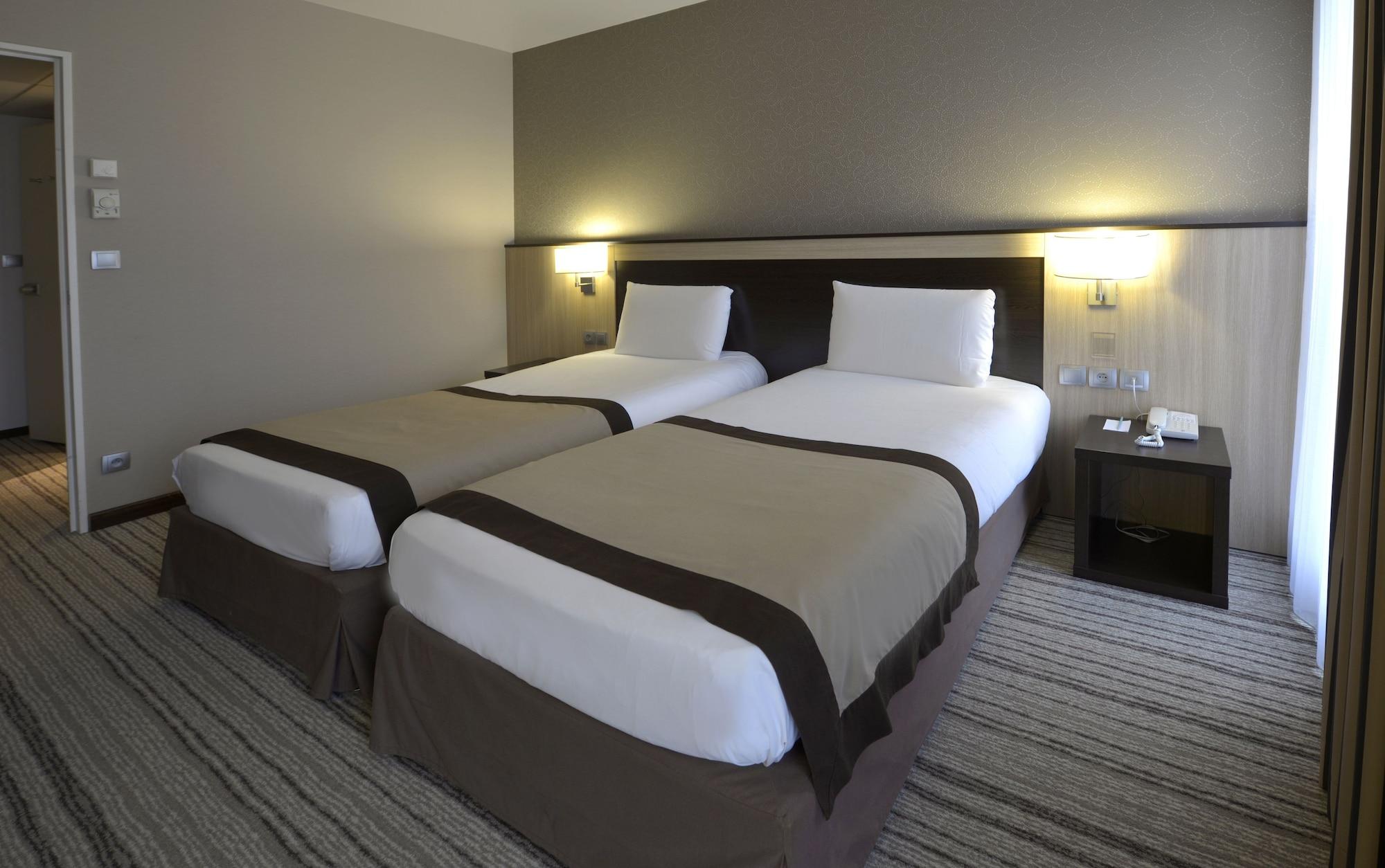 Mercure Rouen Centre Champ De Mars Exteriör bild