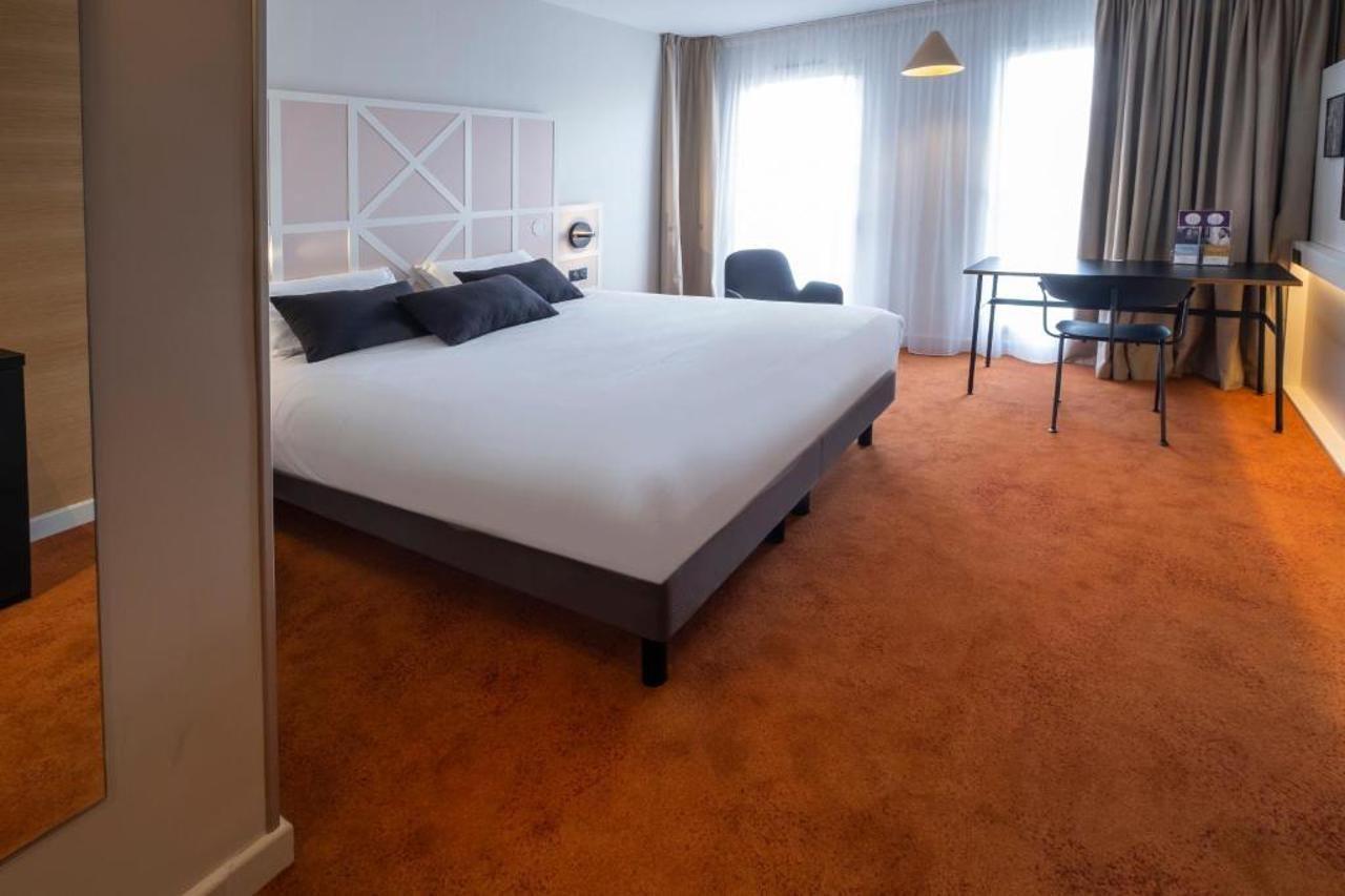 Mercure Rouen Centre Champ De Mars Exteriör bild