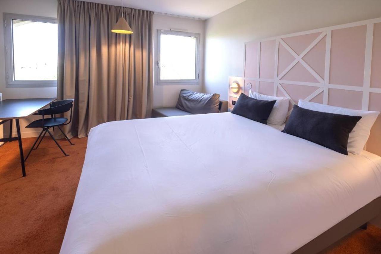 Mercure Rouen Centre Champ De Mars Exteriör bild