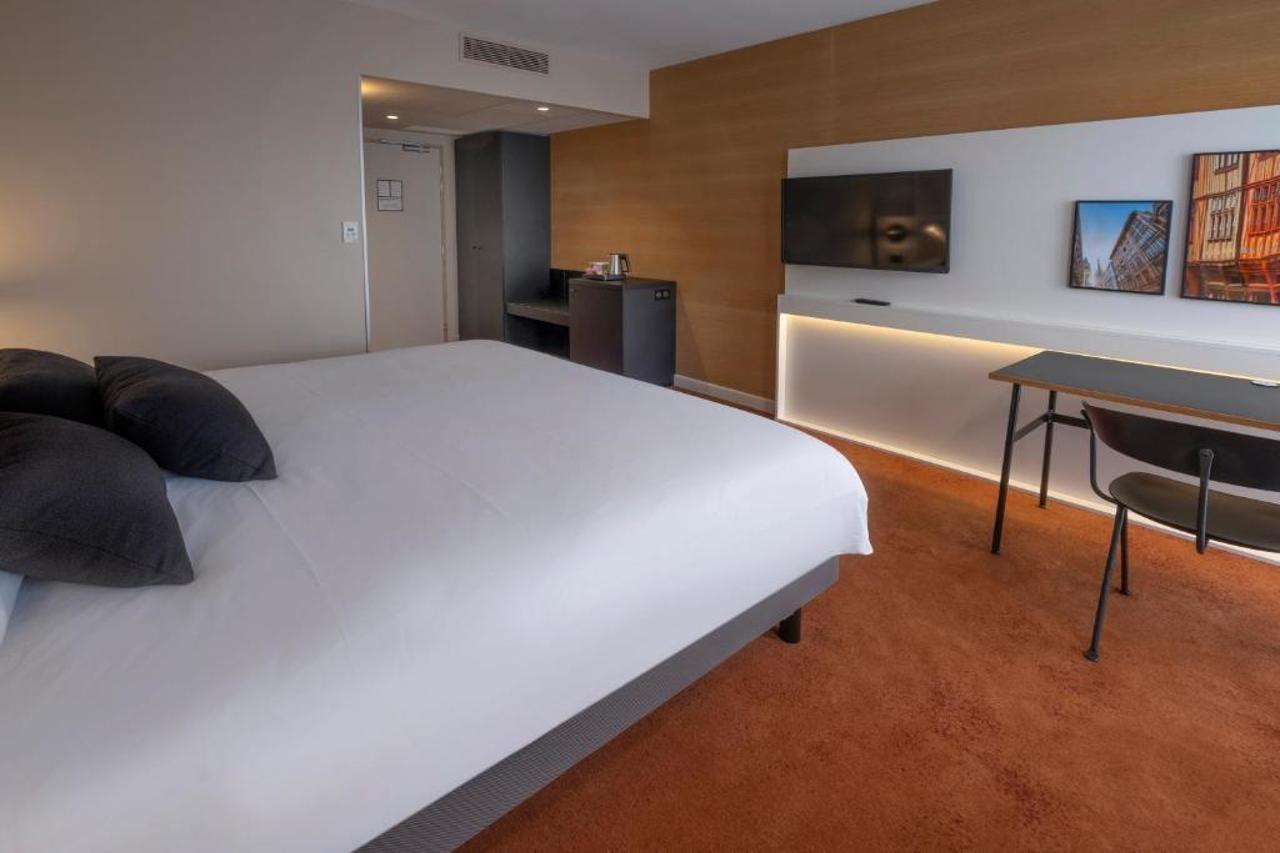 Mercure Rouen Centre Champ De Mars Exteriör bild