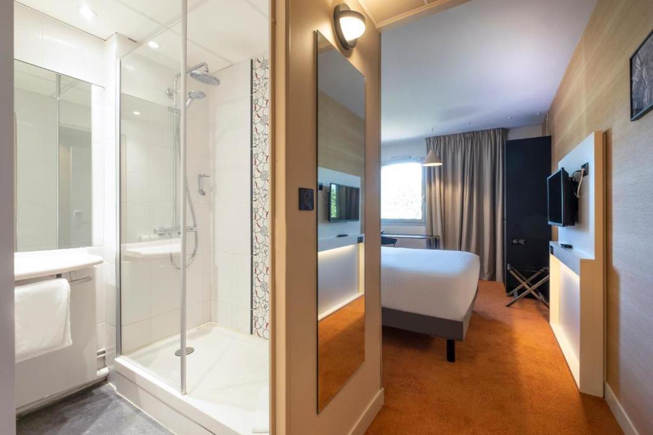 Mercure Rouen Centre Champ De Mars Exteriör bild