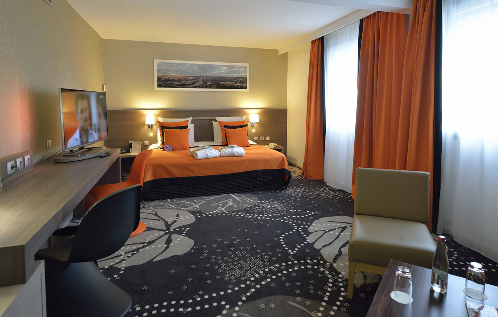Mercure Rouen Centre Champ De Mars Exteriör bild