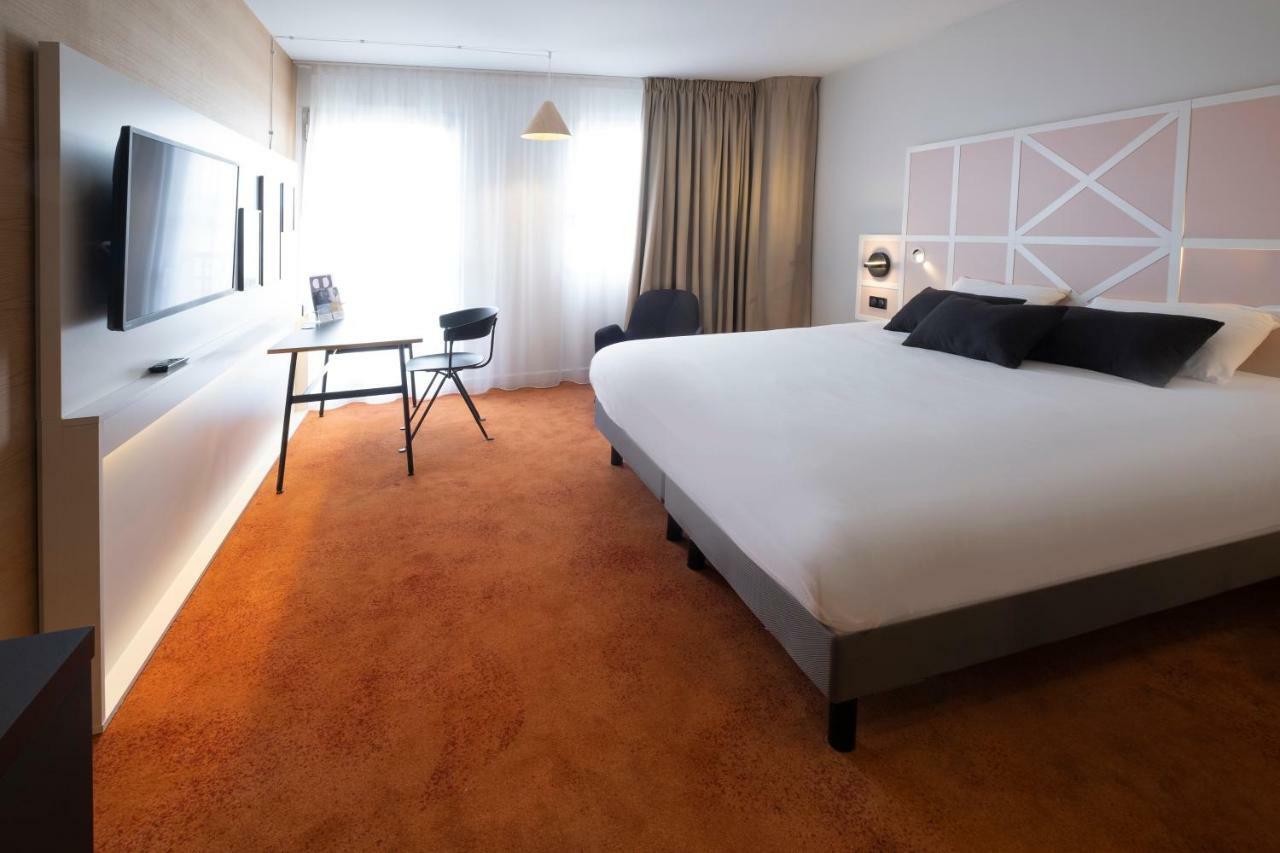Mercure Rouen Centre Champ De Mars Exteriör bild