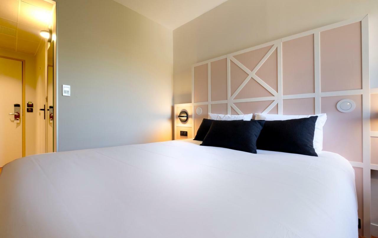 Mercure Rouen Centre Champ De Mars Exteriör bild